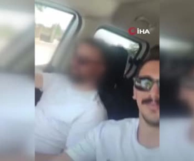 Çorlu’da şehit polis Emrah Koç’un türkü söylediği görüntüler ortaya çıktı