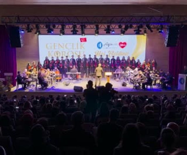 Çorum'da Gençlik Korosu'ndan 19 Mayıs Konseri