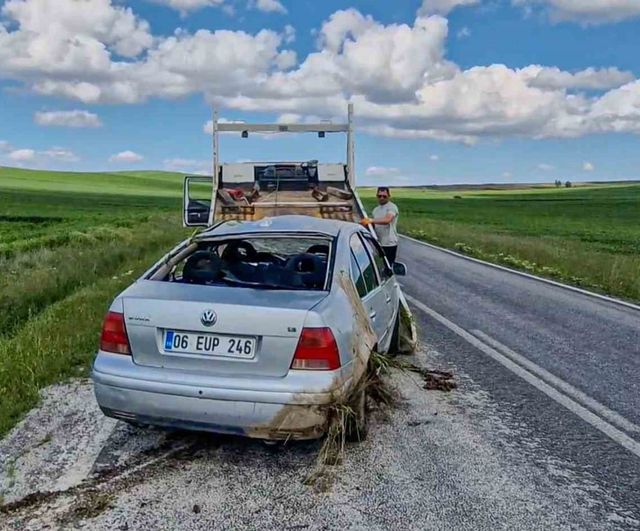 Çorum'da otomobil takla attı, sürücü yara almadan kurtuldu