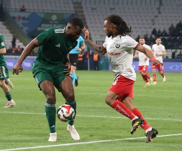 Çorum FK, Play-off Finalinde Esenler Erokspor'u 2-0 Yenerek Süper Lig'e Yükseldi