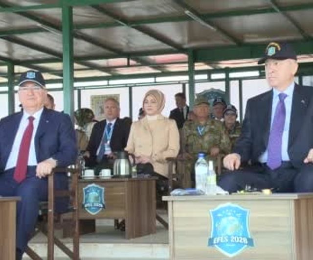 Cumhurbaşkanı Erdoğan Efes Tatbikatı Sonrası Standları İnceledi