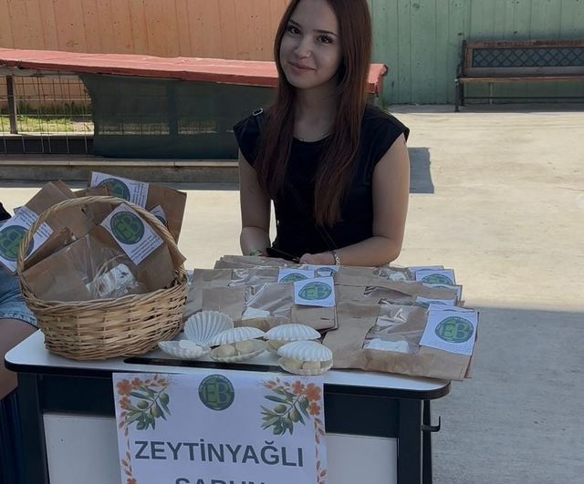 Denizli Ekobilim Koleji öğrencileri 'Bilim Günü'nde özgün projelerini sergiledi
