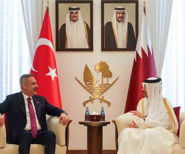 Dışişleri Bakanı Hakan Fidan Doha’da Katarlı Mevkidaşı Al Thani ile Görüştü