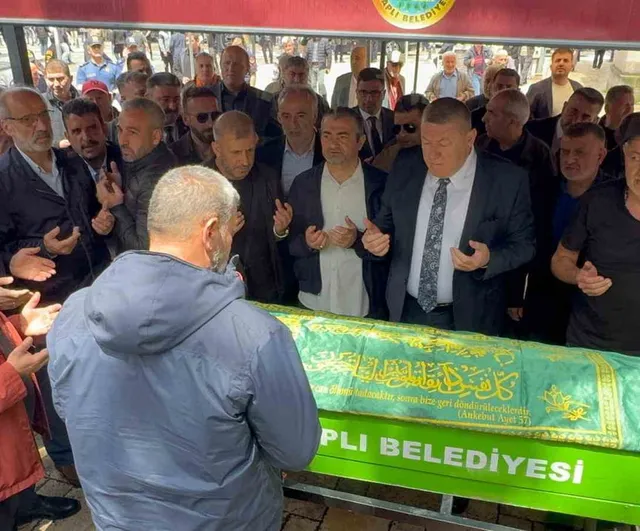 Emine Çift son yolculuğuna uğurlandı; Cumhurbaşkanı Erdoğan taziye iletti