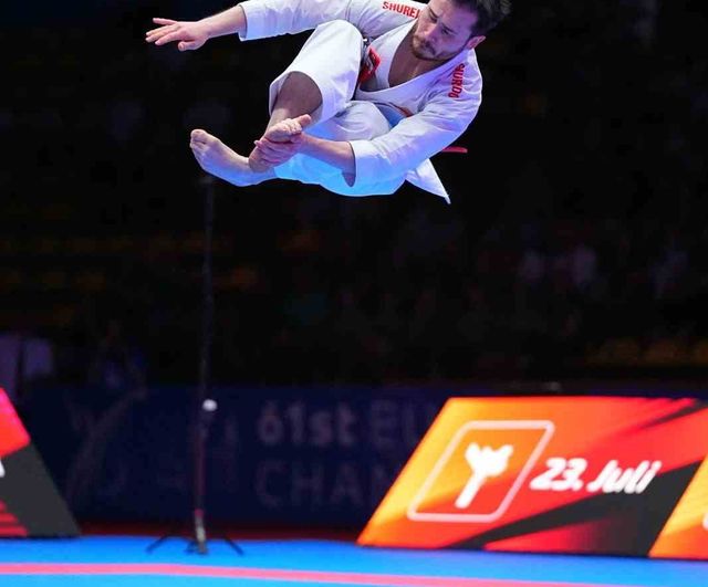 Enes Özdemir, Avrupa Karate Şampiyonası'nda katada altın madalya kazandı