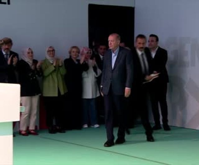 Erdoğan: 'Dünya nasıl eski dünya değilse, Türkiye de eski Türkiye değil' — Kocaeli'de Gençlik Şöleni'nde mesaj