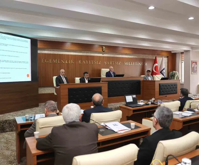 Erzurum Büyükşehir Belediye Başkanı Mehmet Sekmen yeniden Doğu Anadolu Belediyeler Birliği Başkanı seçildi
