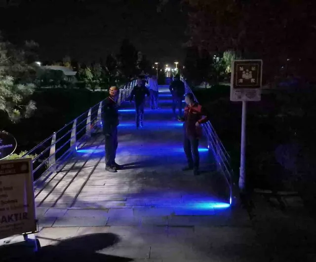 Eskişehir'de Porsuk Çayı'na Atlama İhbarı Asılsız Çıktı