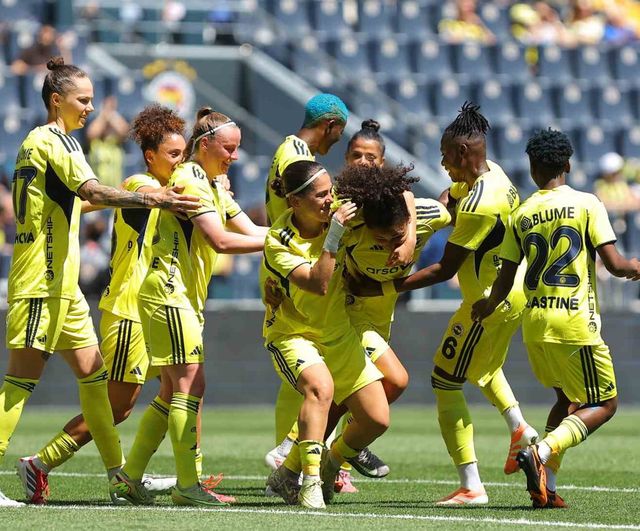 Fenerbahçe 8-0 Ünye: Kadın Futbol Süper Ligi 29. hafta özeti