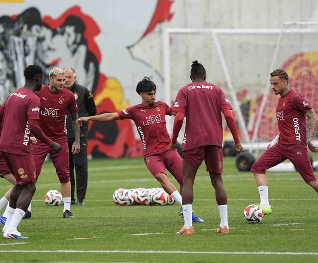 Galatasaray, Antalyaspor Maçı Öncesi Hazırlıklarını Tamamladı