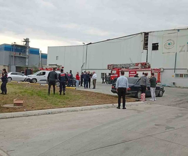 Hendek’te fabrikanın buhar kazanında patlama: 8 işçi yaralandı, 1’i ağır