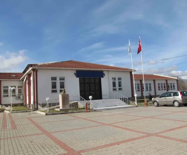 Hisarcık MYO'nun 2 Projesi TÜBİTAK 2209-A Kapsamında Şartlı Kabul Aldı