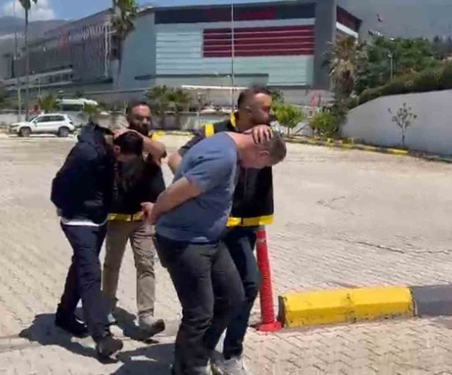 İskenderun'da hapis cezası bulunan 2 kişi yakalandı