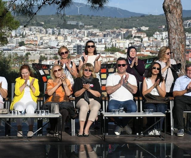 Kadın Emeği Güvercinada Kalesi’nde: ’Bir İlmekte Bin Emek’ Defilesi