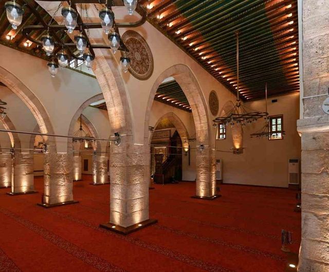 Kahramanmaraş'ta 583 yıllık Ulu Cami restorasyon sonrası resmi olarak açıldı