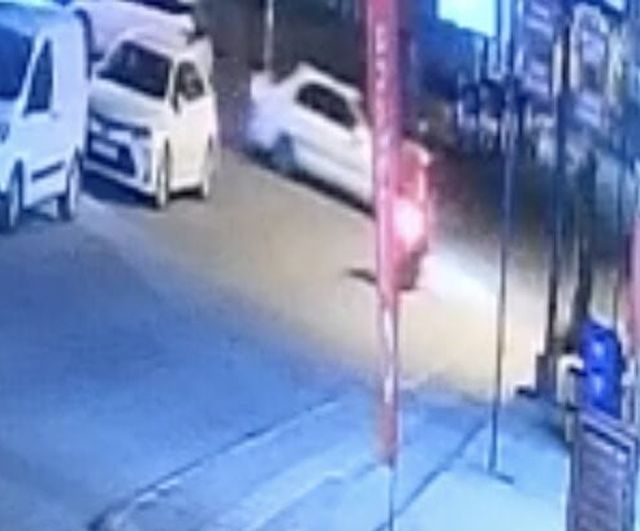 Kapaklı'da motosiklet ile otomobil çarpıştı: Sürücü yaralandı