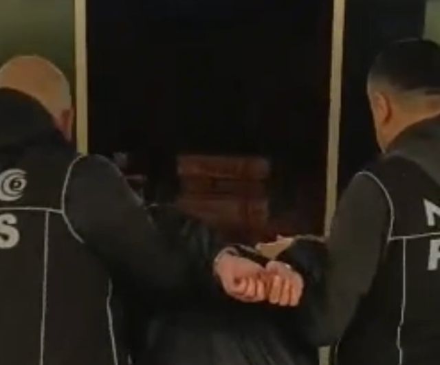 Kırmızı bültenle aranan uyuşturucu baronu Mersin’de yakalandı