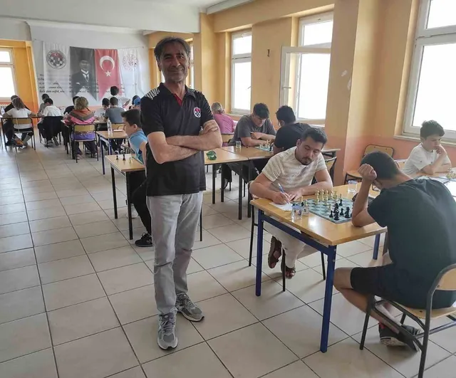 Köyceğiz ’14 Mayıs Eczacılık Bayramı’ Geleneksel Satranç Turnuvası 80 sporcu ile tamamlandı