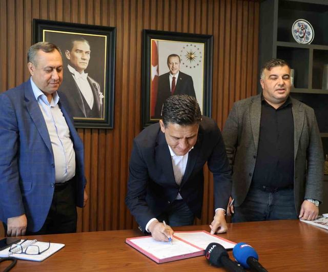 Kozan'da Karacaoğlan Mahallesi'ne İkinci Kültür ve Taziye Evi İçin Protokol İmzalandı