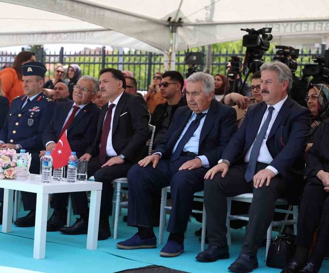 Melikgazi'de Kazım Karabekir İlkokulu ve Ortaokulu hizmete açıldı