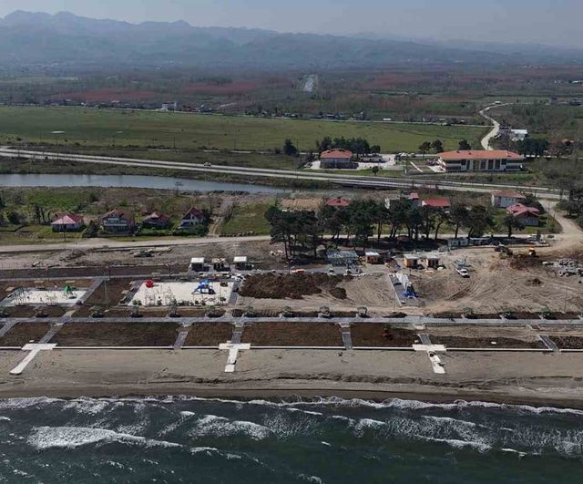 Miliç Sahili yaza hazırlanıyor: Terme'de Kadınlar Plajı, Terme Evi ve Düğün Salonu son aşamada