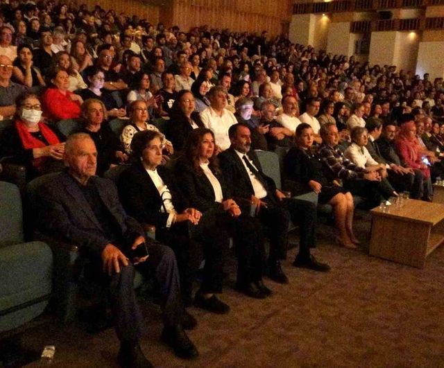 MSKÜ'de 'Birliğimiz Dirliğimiz Türkülerimiz' konseri beğeni topladı