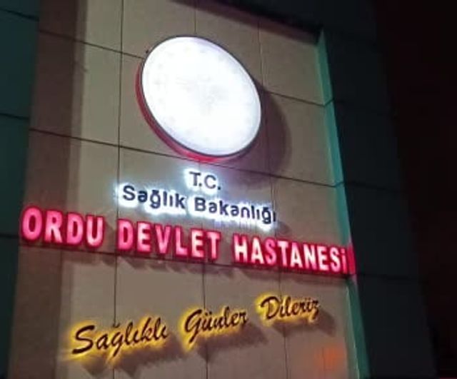 Ordu'da tekstil fabrikasında 21 işçi yedikleri yemekten rahatsızlandı