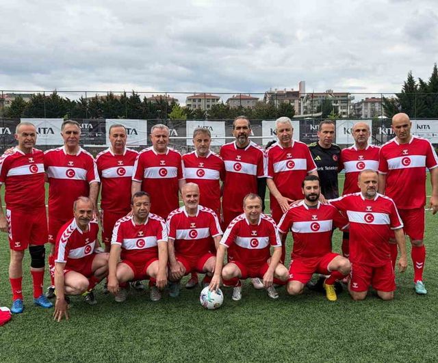 Osman Aşkın Bak: A Milli Takım'a 2026 Dünya Kupası için başarı dileği — 15. Kamu Futbol Turnuvası'nda gösteri maçı