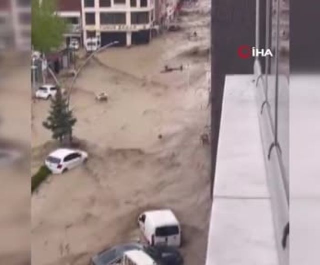 Samsun Havza’da sel sonrası havadan görüntüler: Tahliye ve temizlik çalışmaları sürüyor