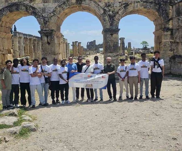 Sultanşehir: Sivas’tan Denizli’ye Kültür ve Edebiyat Yolculuğu Başladı