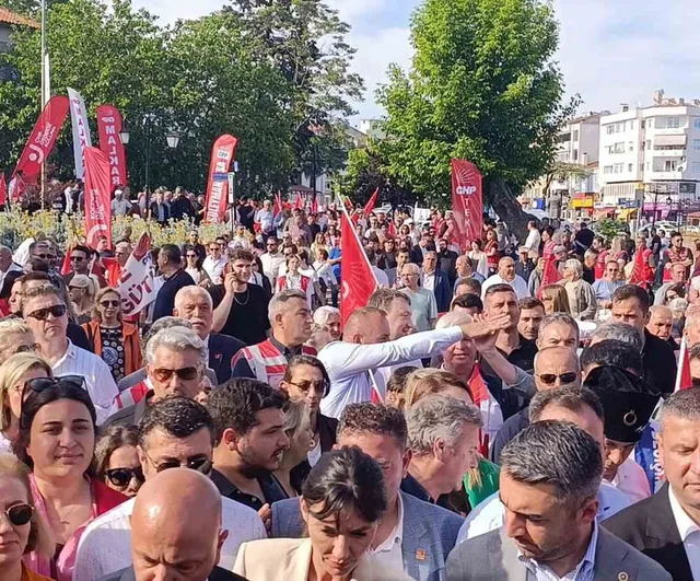 Tekirdağ’da CHP’nin "mutlak butlan" kararına protesto