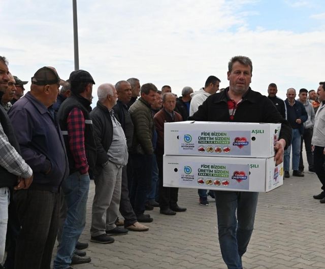 Tekirdağ'da Sebzeciliği Geliştirme Projesi: Şarköy'de 170 Üreticiye 123 Bin Fide, İlde 482 Bin Hedefi