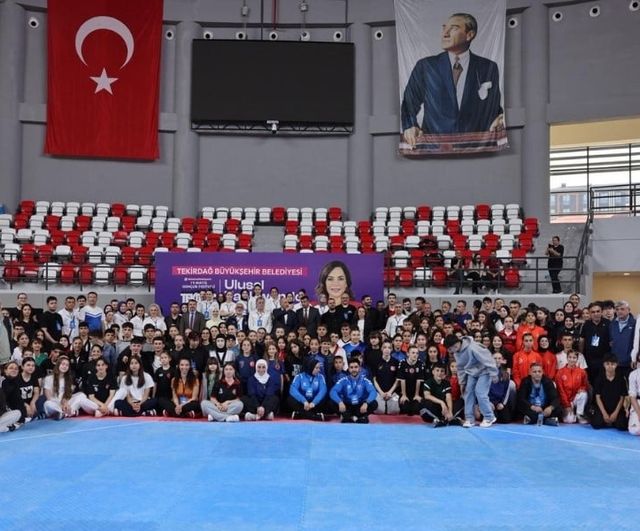 Tekirdağ'da TEKGENÇFEST: 7 ilden 365 sporcu Çorlu'da buluştu