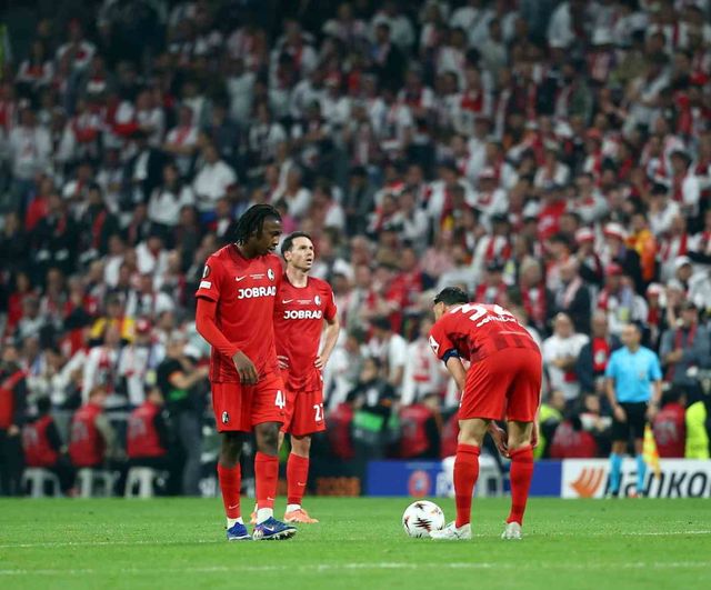 UEFA Avrupa Ligi Finali: Freiburg 0 - Aston Villa 2 (İlk Yarı)