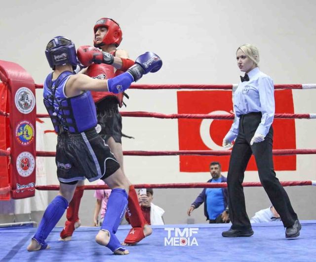 Uşak'ta Muaythai Yıldızlar Şampiyonası: Kayseri 1 Altın, 1 Gümüş, 4 Bronz