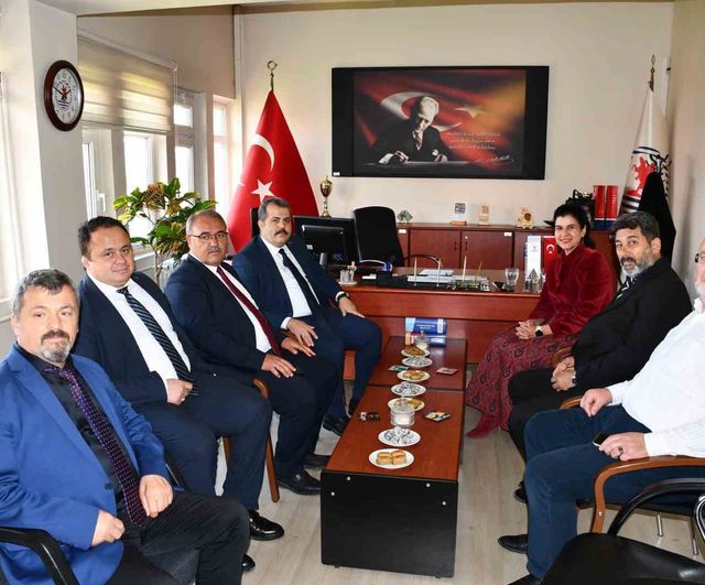 Vezirköprü MYO’da çocuk ihmal ve istismarına karşı farkındalık sergisi