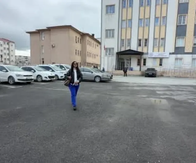 Yüksekova'da hemşire Sevda Derinsu 20 yıllık sigarayı 3 ayda bıraktı
