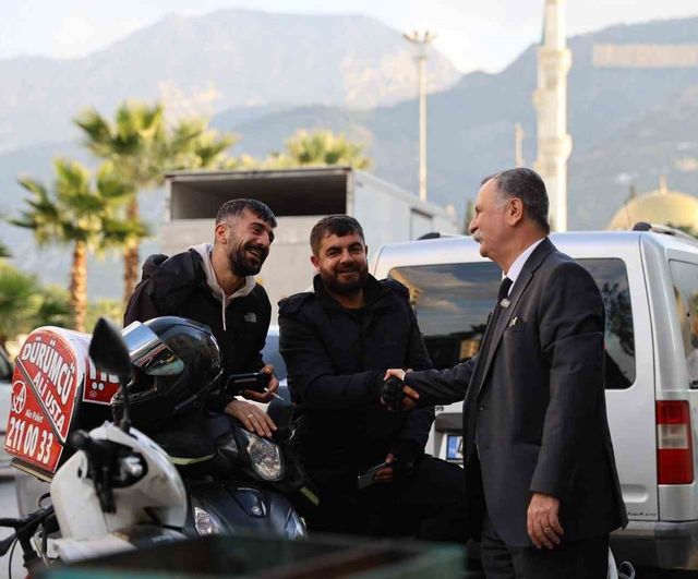 Yunusemre Belediyesi, Araştırmalarda Türkiye'nin En Başarılı Büyükşehir İlçe Belediyeleri Arasında
