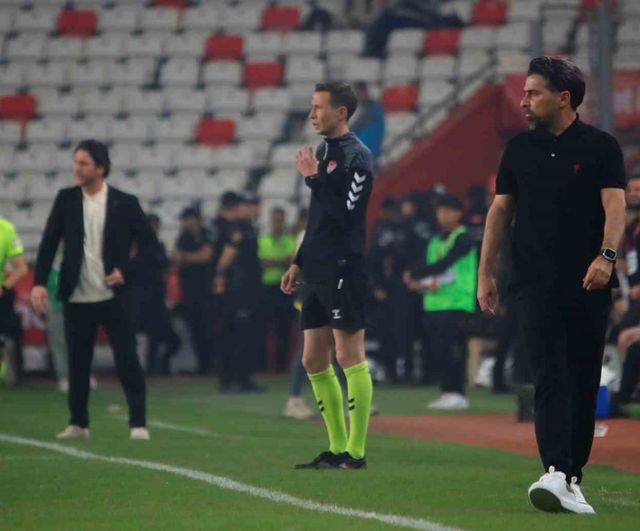 Ziraat Türkiye Kupası Finali (İlk Yarı): Trabzonspor 1-0 Konyaspor