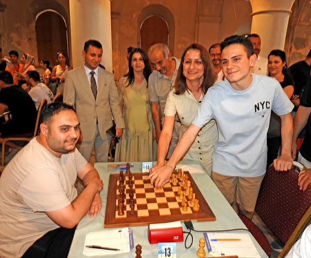 12. uluslararası Çeşme açık satranç turnuvası başladı