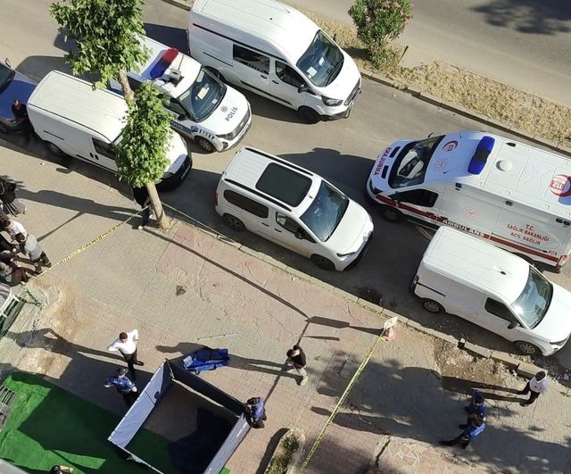 Adıyaman'da 70 yaşındaki adam 5'inci kattan düşerek hayatını kaybetti