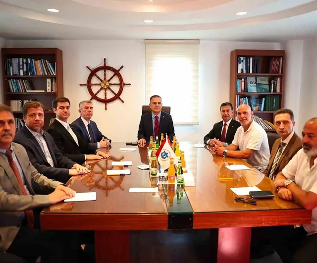 Ahmet Aras, Milas ve Bodrum’da İş Dünyası ile Denizcilik Temsilcileriyle Görüştü