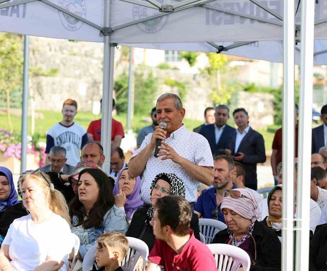 AK Parti’nin 'Vatandaş Soruyor, Başkan Cevaplıyor' programı Talas’ta başladı: Başkanlar doğrudan halka kulak verdi