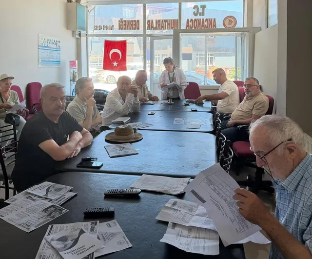 Akçakoca'da muhtarlara sağlık eğitimi