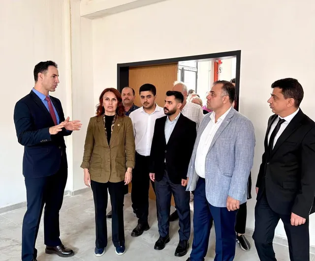 Akdeniz'de Özgürlük Mahallesi gençlik merkezi inşaatı sürüyor