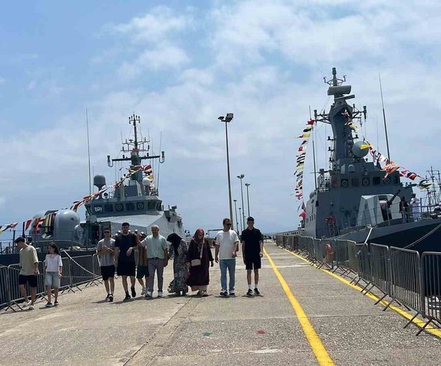 Alanya Limanı'nda TCG Tarsus ve TCG İmbat ziyaretlere açıldı
