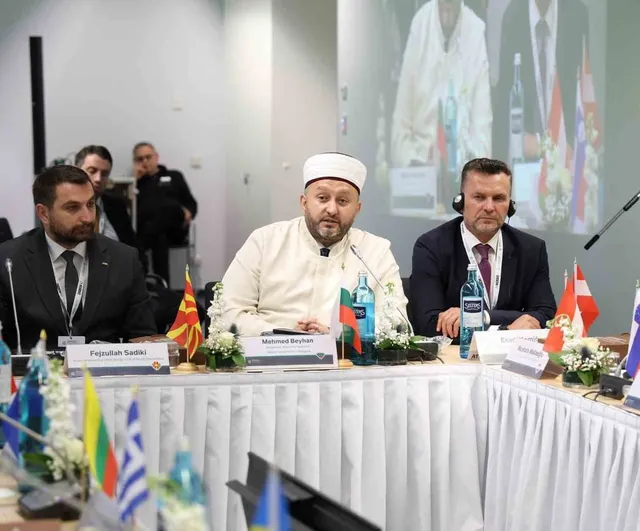 Almanya’dan Moğolistan’a müslüman toplumların gündemi Köln’de ele alındı