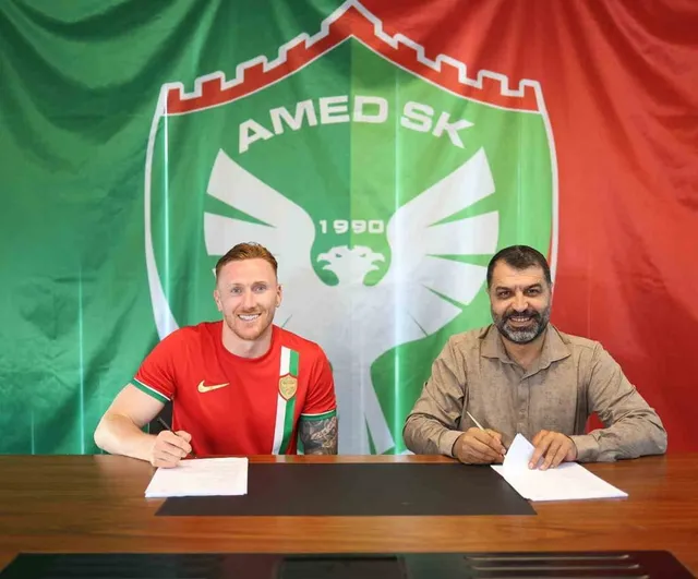 Amed Sportif Faaliyetler, David Bates ile 2+1 yıllık sözleşme imzaladı