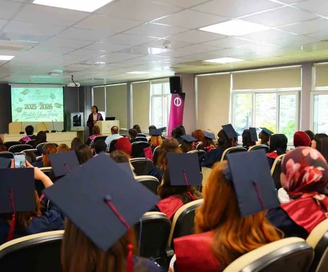 Anadolu Üniversitesi sosyal hizmet mezunları mesleki yemin etti