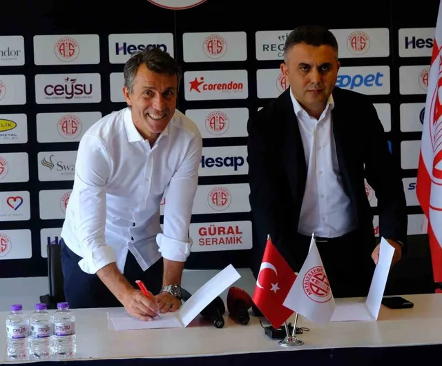 Antalyaspor’da Bülent Korkmaz yeniden teknik direktör